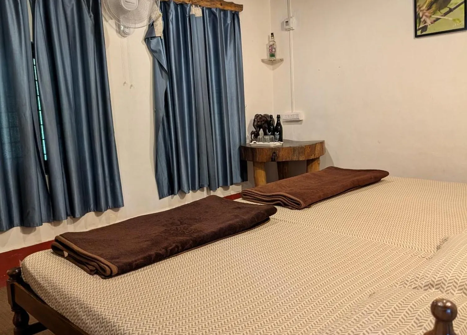 Escape Natural Farm Stay - Woodhouse Kanthalloor Homestay szállás